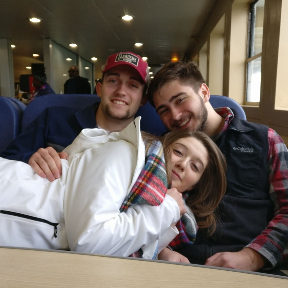 Meet your Posher, Genine